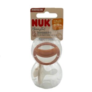 CHUPETE SILICONA NUK MOMMY FEEL 0 – 9 MESES 1 UNIDAD COLOR ROJO